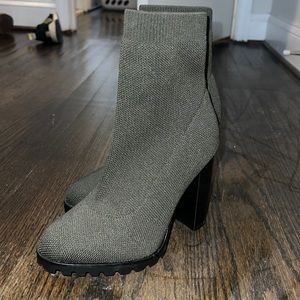 Shoe Dazzle Green Heels